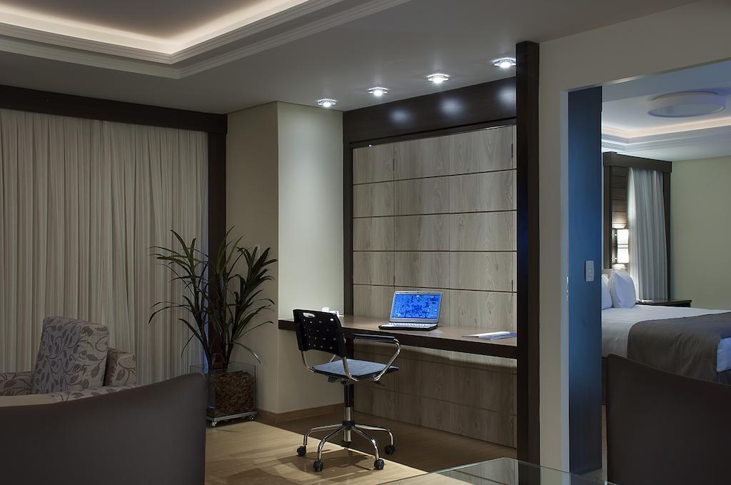 Master Premium Palace Porto Alegre Exterior photo
